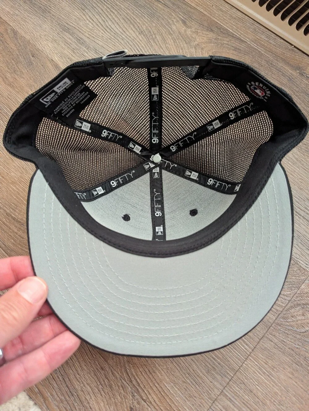New Era Chicago Cubs 9FIFTY Trucker Hat Black White C Logo Snapback Mesh Cap OS
